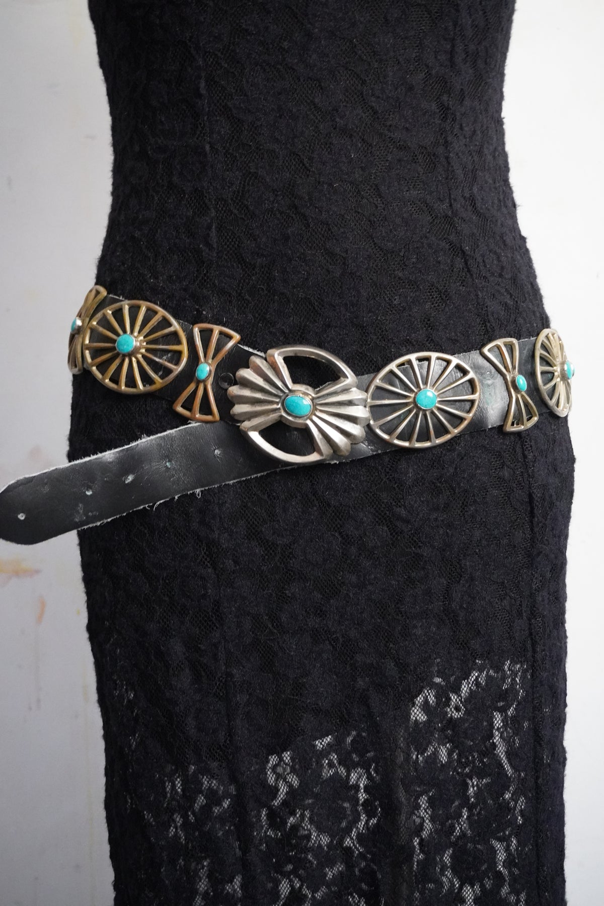 Sand Cast Turquoise Set Wagon Wheel Spine Concho Belt VLee