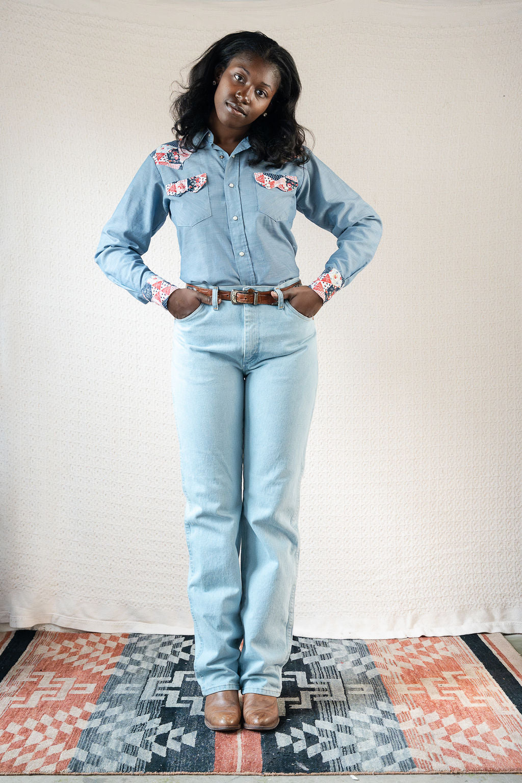 1970's Quilt Pattern Western Yoke Chambray Pearl Snanp